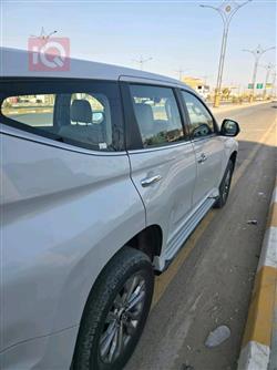 ميتسوبيشي باجيرو سبورت